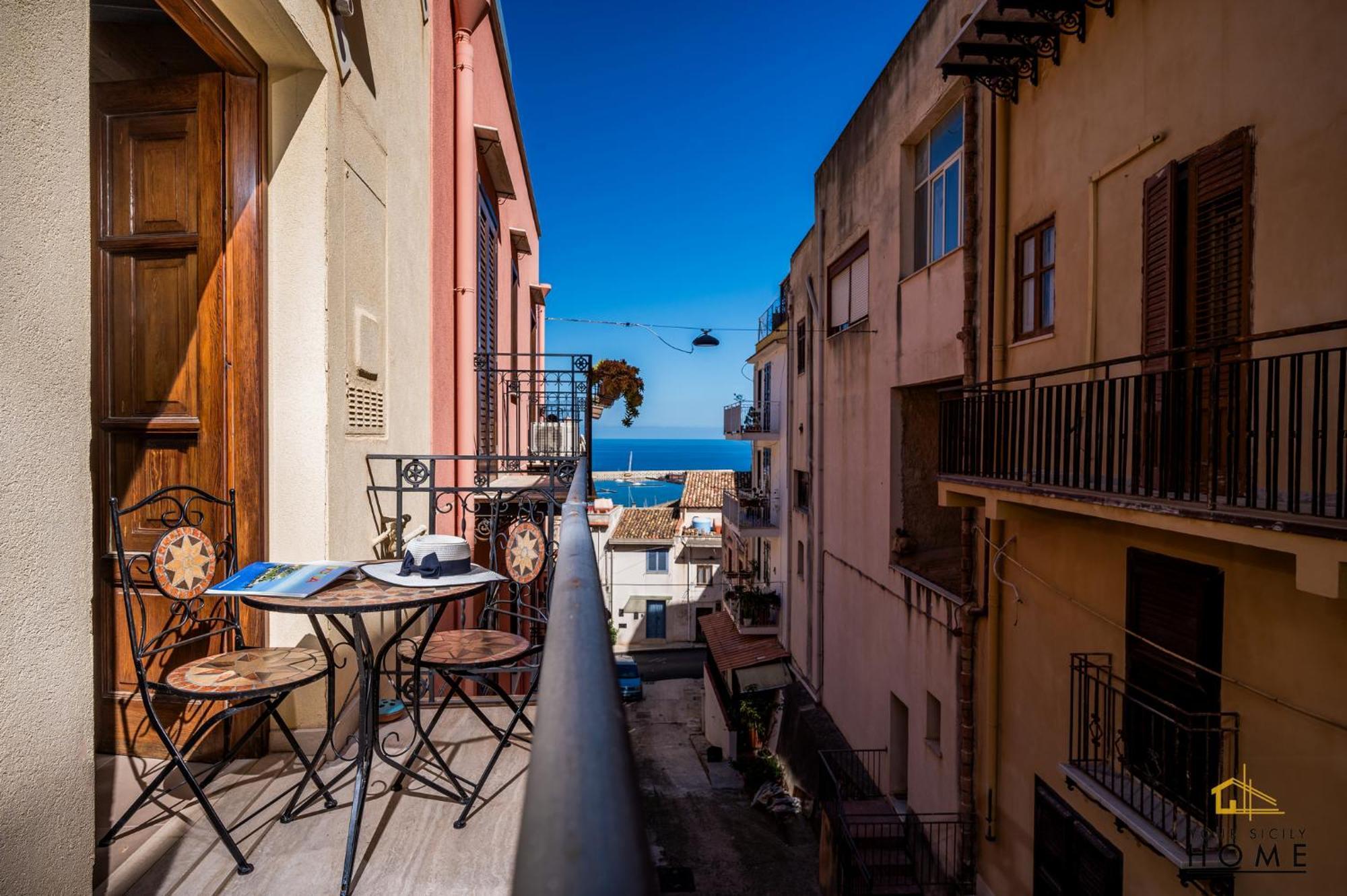 Casa Vacanze Peperoncino 卡斯泰拉马莱 外观 照片