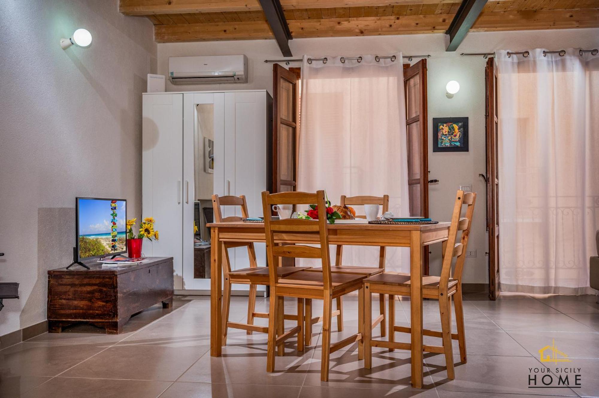 Casa Vacanze Peperoncino 卡斯泰拉马莱 外观 照片